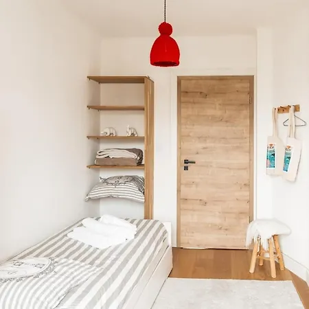 Light-Filled And Quiet Apartment Annecy