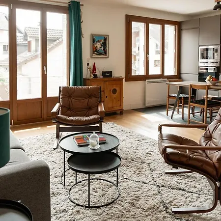 Apartament Light-Filled And Quiet Apartment